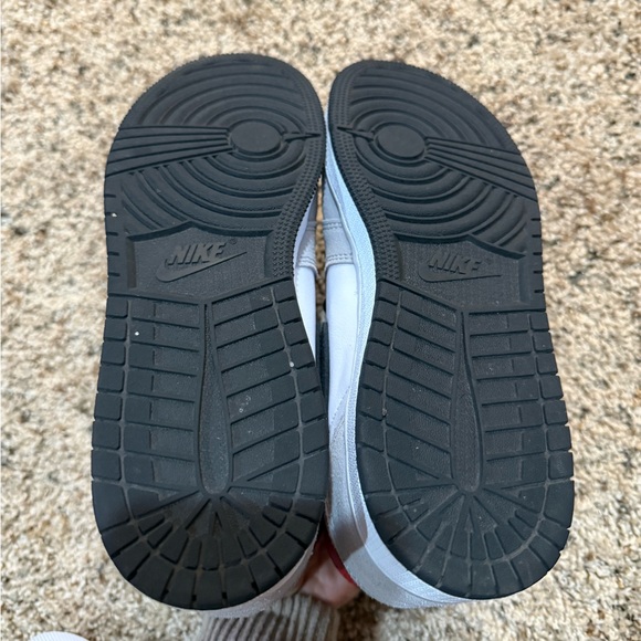 Nike Air High Tops - Picture 5 of 6